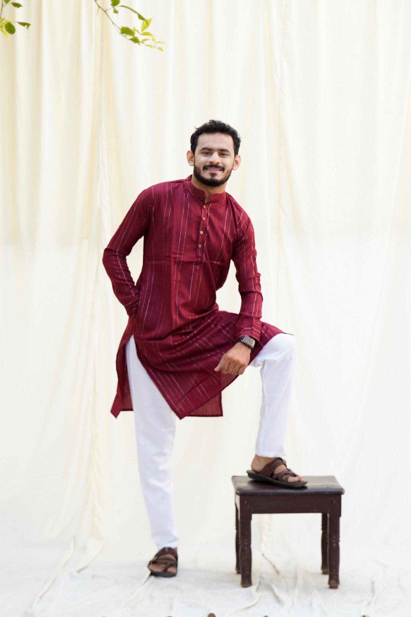 Shah Jahan Mumtaz Maroon Ethnic Set