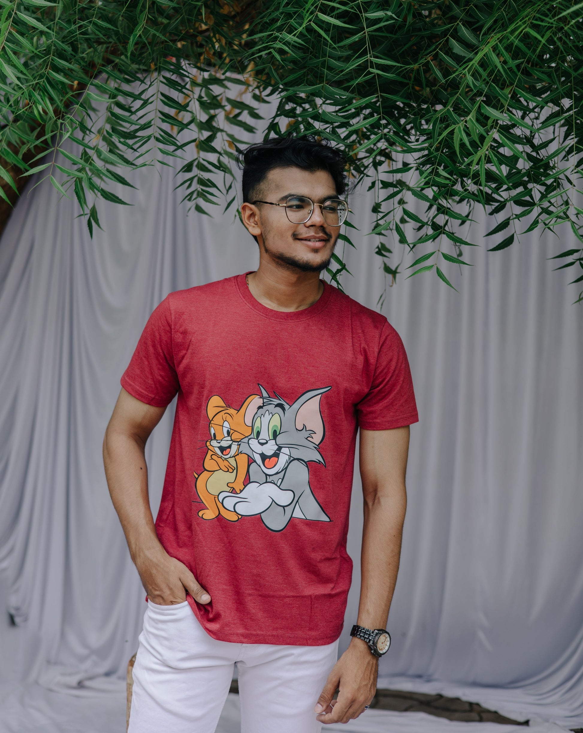 Tom and Jerry Cherry Red T-shirt – The Classy Coordinates