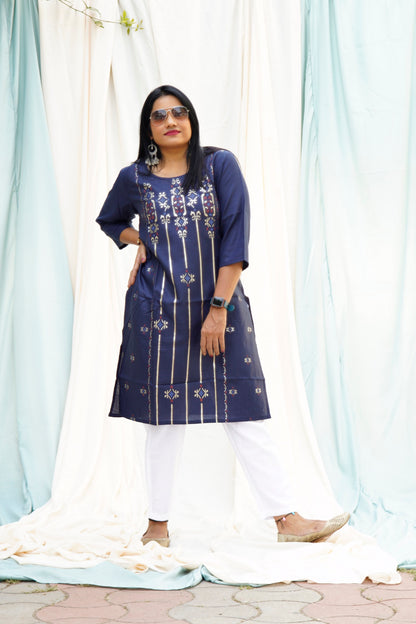 Sohni Mahiwal Navy Blue Ethnic Set