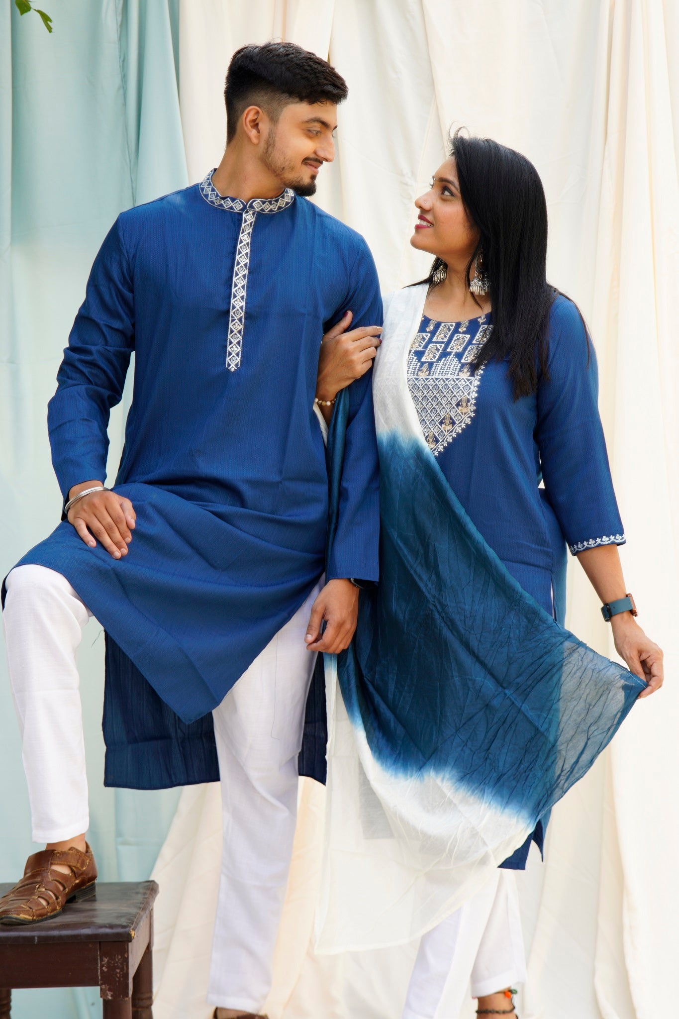 Romeo Juliet Blue Ethnic Set