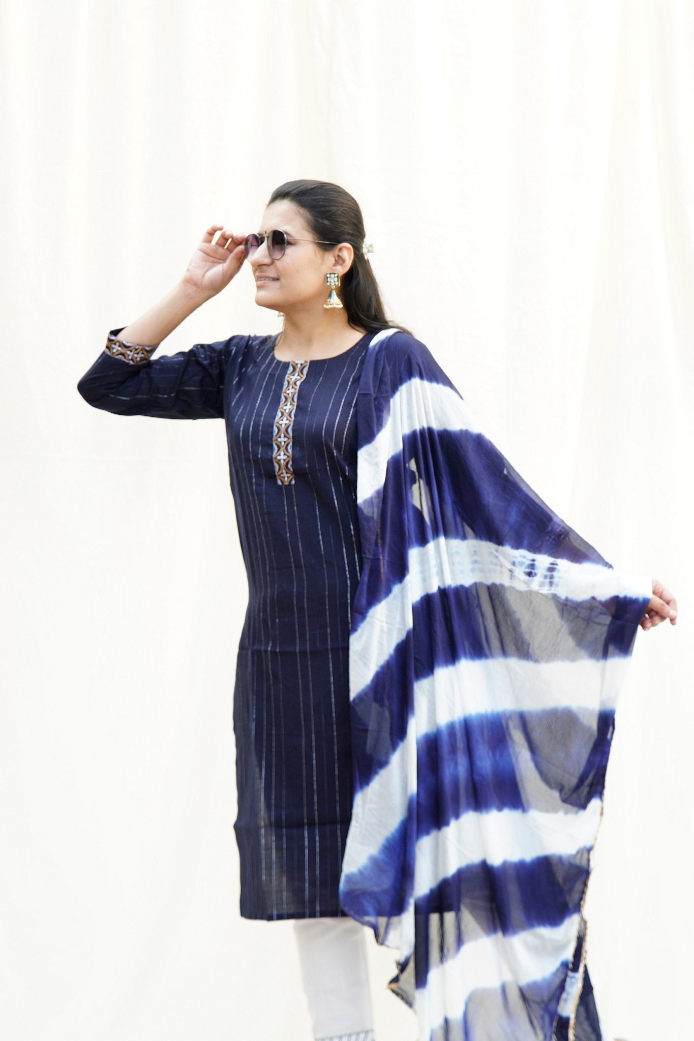 Shah Jahan Mumtaz Navy Blue Ethnic Set